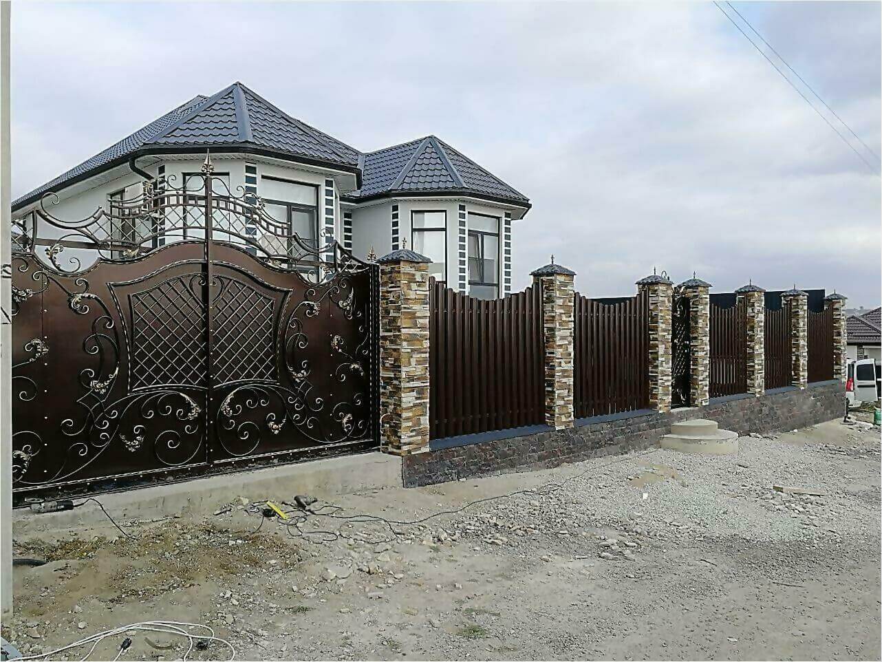 забор из штакетника 110м фото4 в Махачкале