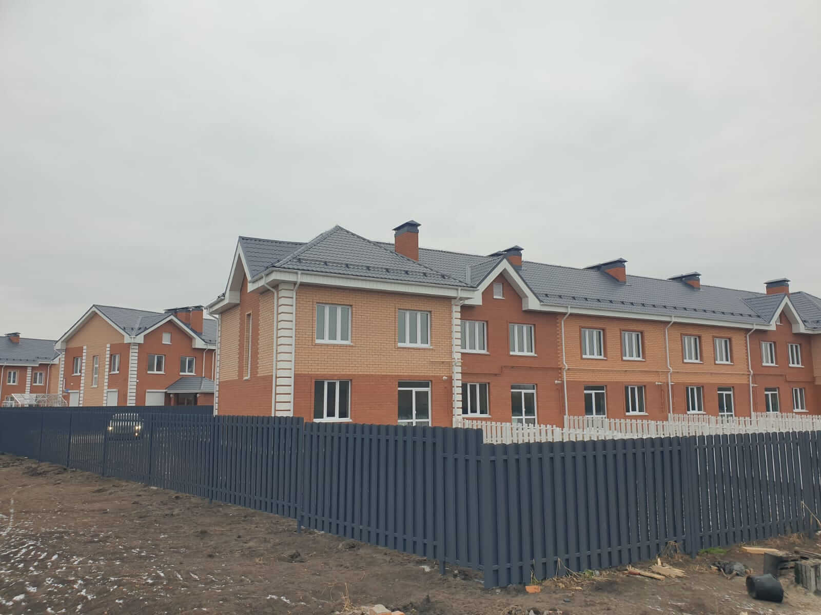 Забор из штакетника 230м Серый Графит фото4 в Махачкале