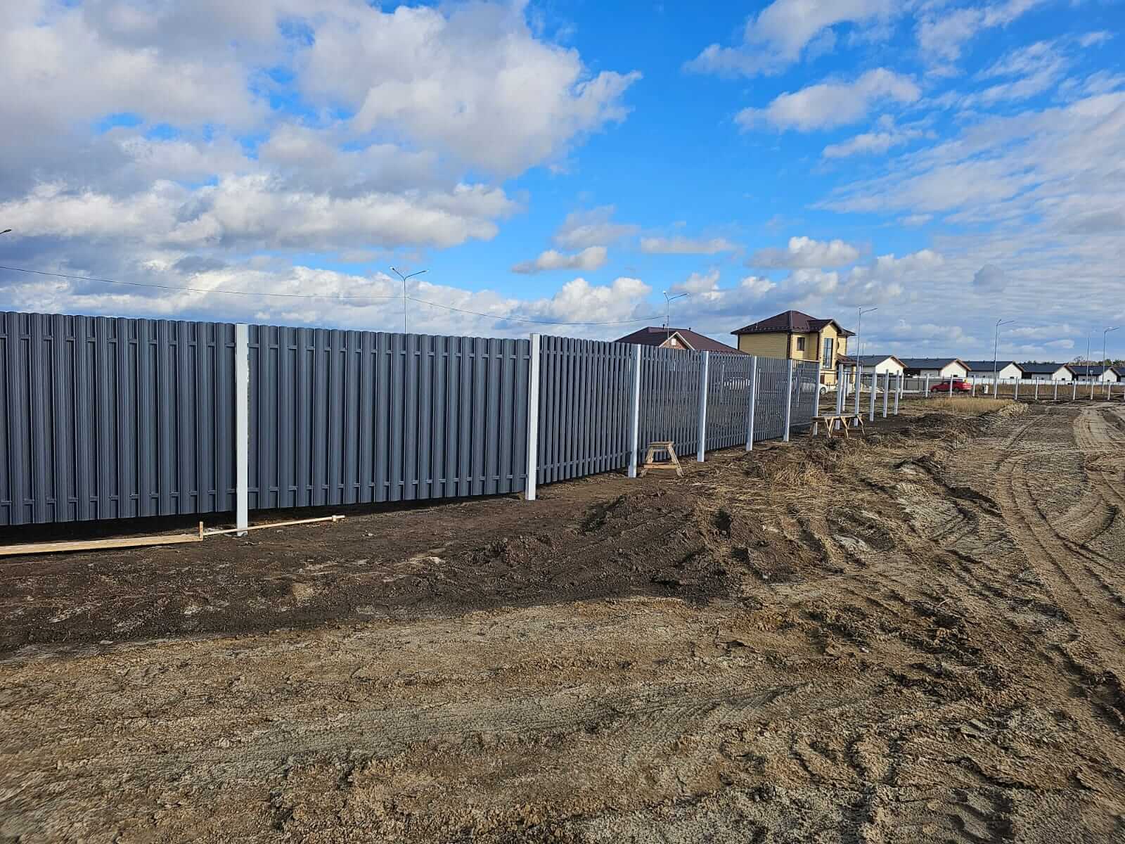 Забор из евроштакетника 234м RAL7024/7024 Серый Графит двусторонний фото 7 в Махачкале