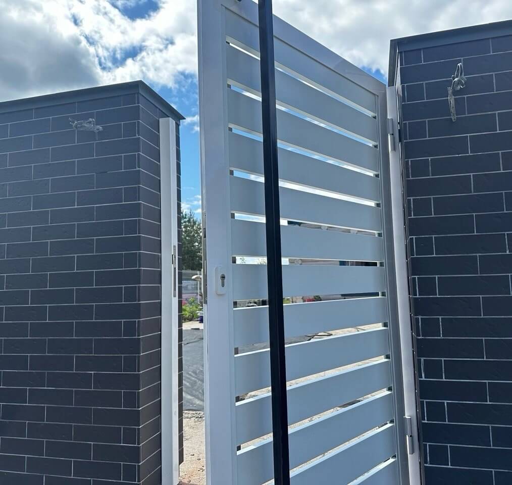 Калитка из металлопланкена RAL9003 Белый фото 1 в Махачкале