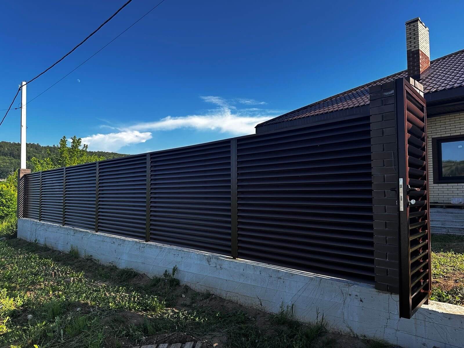 Забор-жалюзи 38м RAL8017/8017 Шоколад двусторонний фото 2 в Махачкале