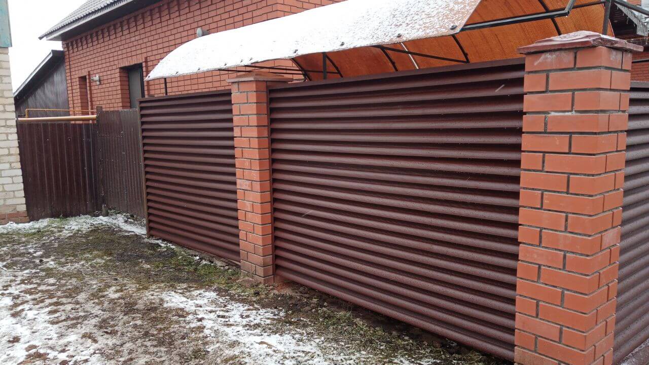 Забор из ламелей еврожалюзи 12м RAL8017/8017 Шоколад двусторонний МАТТЕ фото 4 в Махачкале