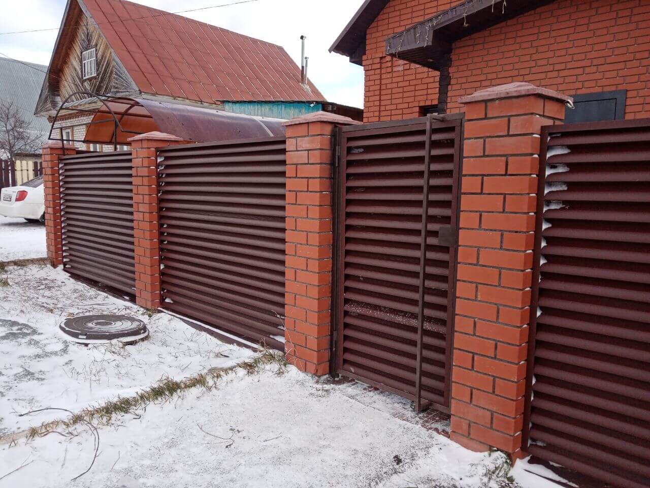 Забор из ламелей еврожалюзи 12м RAL8017/8017 Шоколад двусторонний МАТТЕ фото 2 в Махачкале