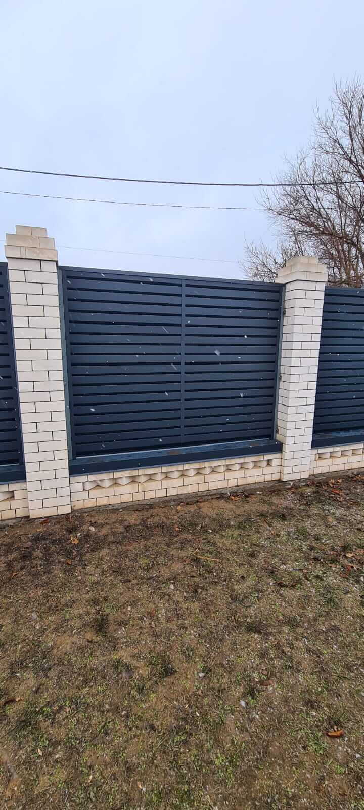 Забор-жалюзи из ламелей Хай-Тек 23м RAL7024/7024 Серый Графит двусторонний МАТТЕ фото 1 в Махачкале
