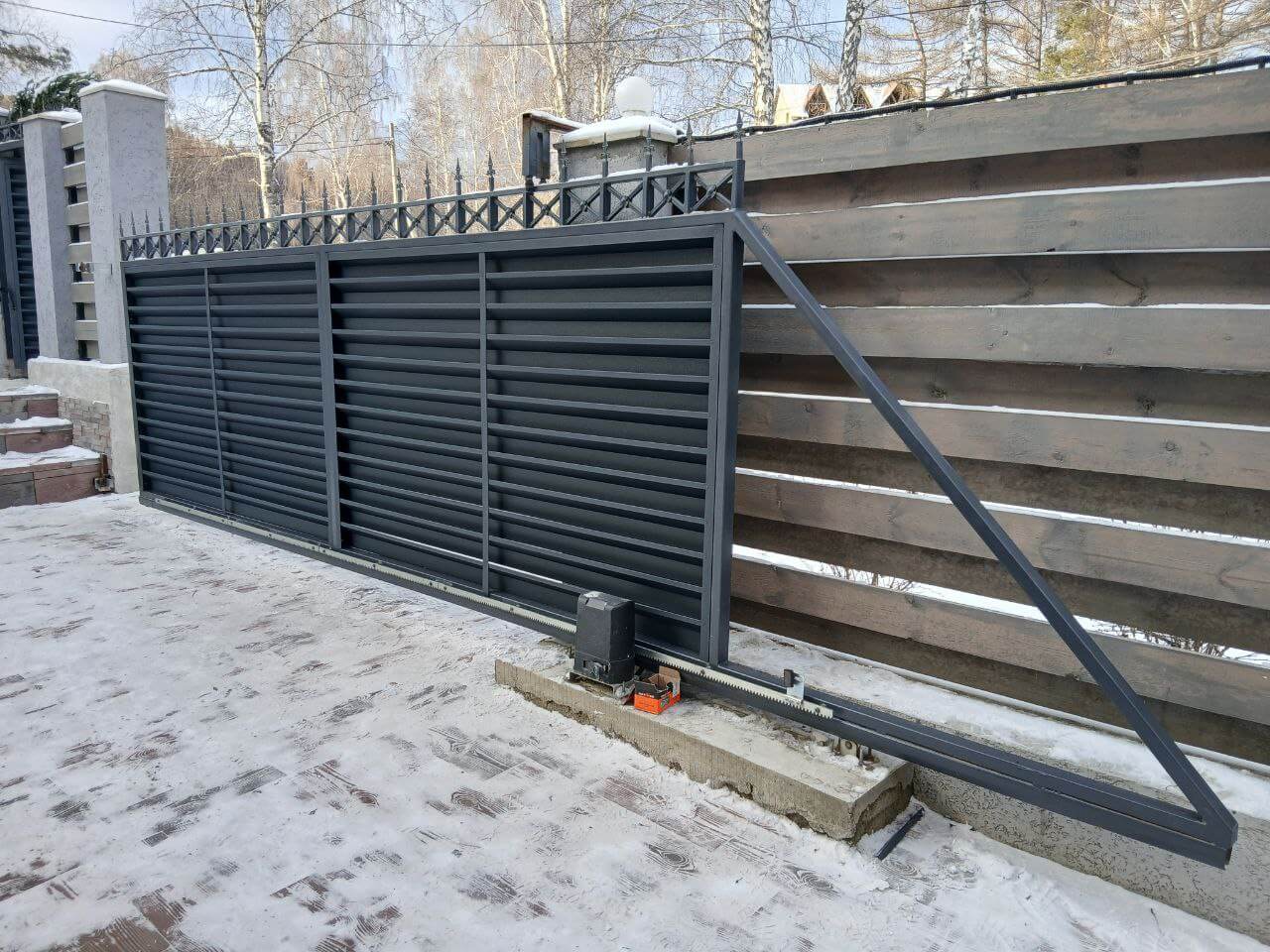 Входная группа из ламелей Хай-Тек RAL7024/7024 Серый Графит двусторонний МАТТЕ фото 23 в Махачкале