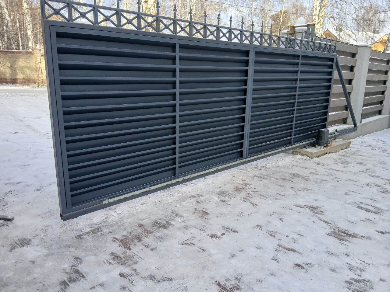 Входная группа из ламелей Хай-Тек RAL7024/7024 Серый Графит двусторонний МАТТЕ фото 8 в Махачкале