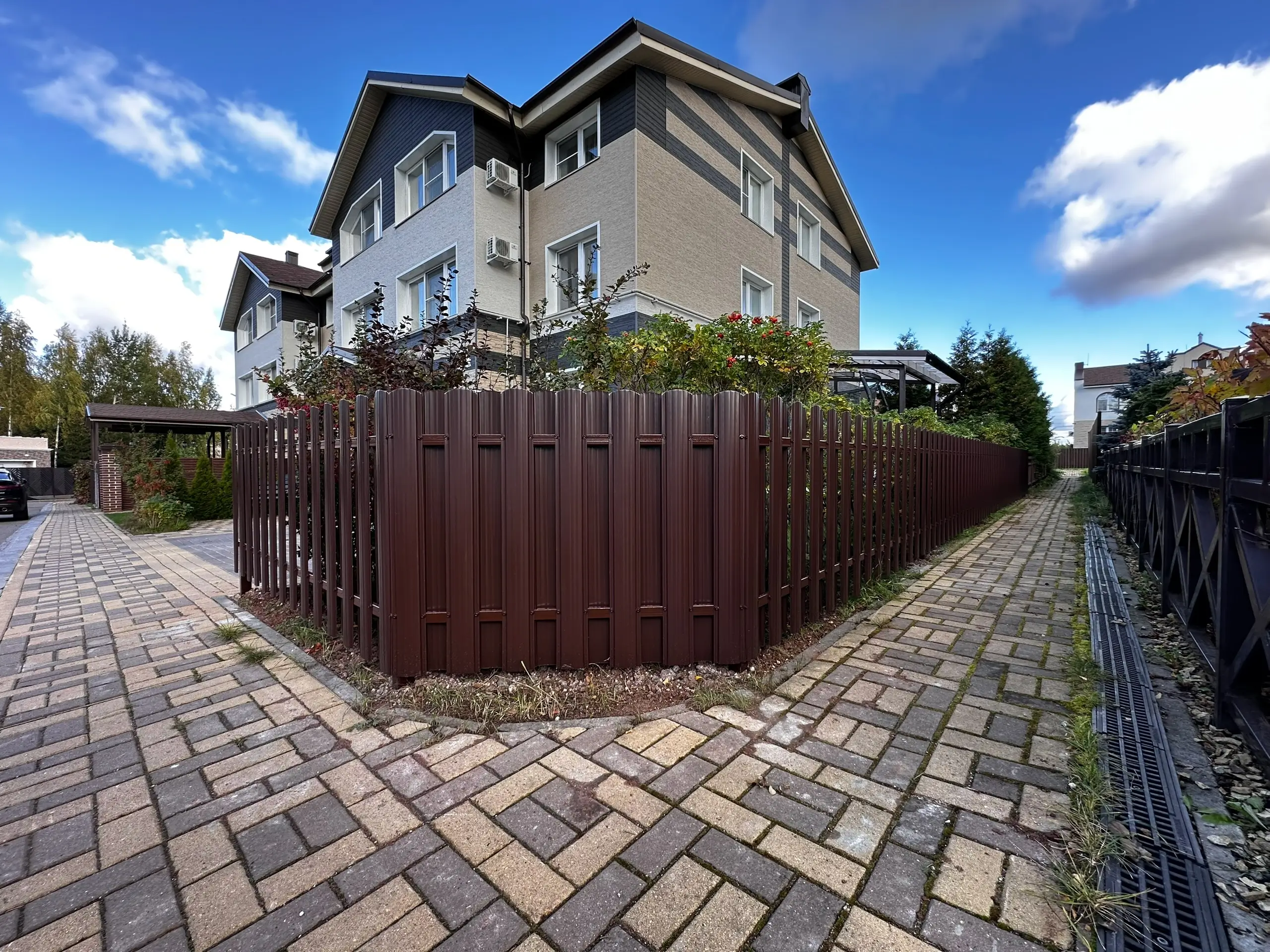 Заборчик из евроштакетника 18м RAL8017/8017 Шоколад двусторонний фото 1 в Махачкале